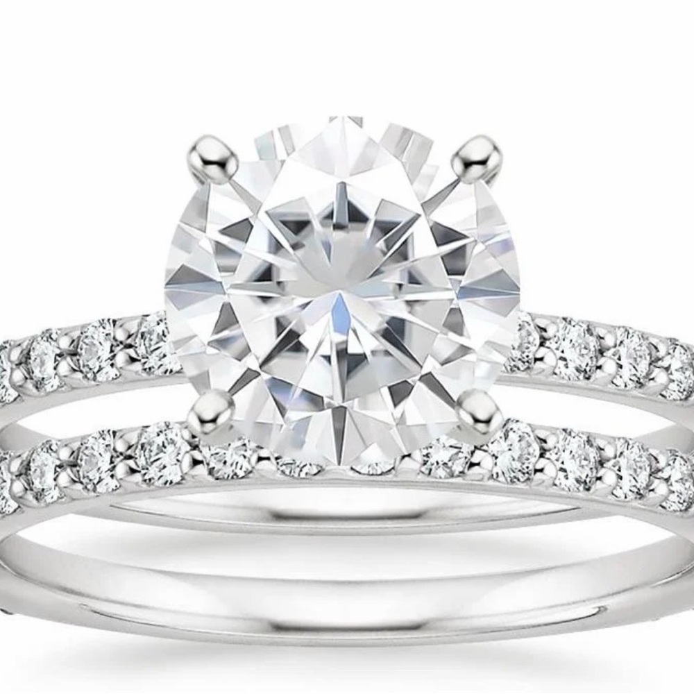 Nwt Elegant Silver Moissanite Diamond Ring set - Picture 3 of 5